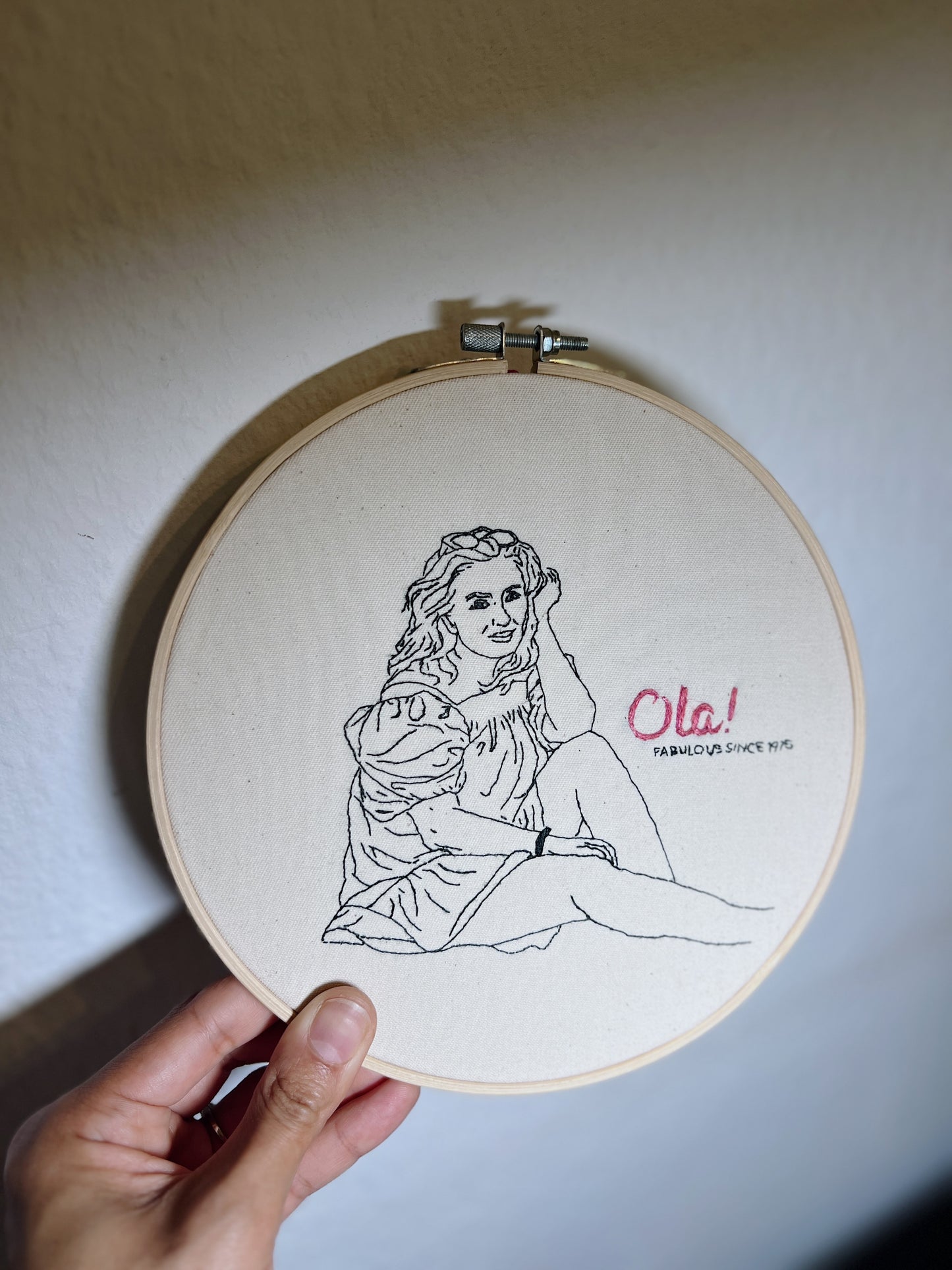 Custom Birthday Hoop | minimalist line embroidery from photo | 16–20 cm (6.3–7.9”)
