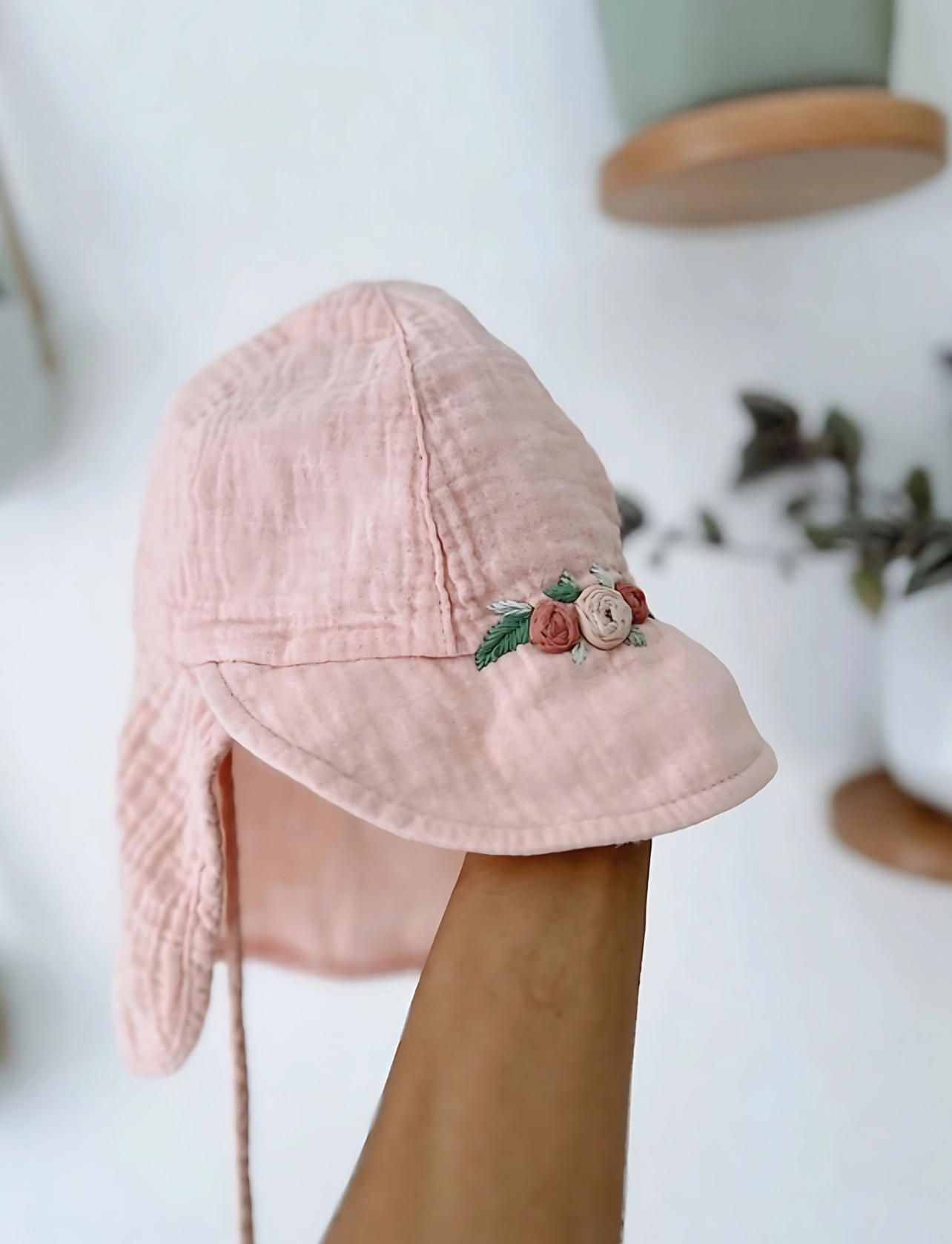 Petal Shield – hand-embroidered muslin sun hat | 2-3 years