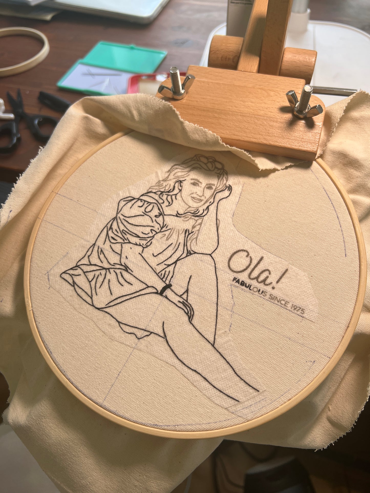 Custom Birthday Hoop | minimalist line embroidery from photo | 16–20 cm (6.3–7.9”)