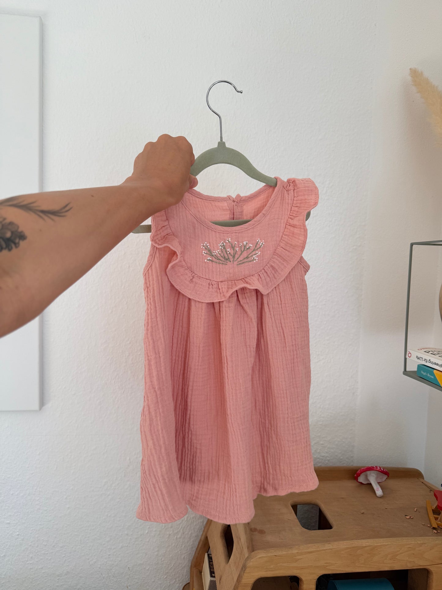 Pink Hand-Embroidered Muslin Dress – Size 98