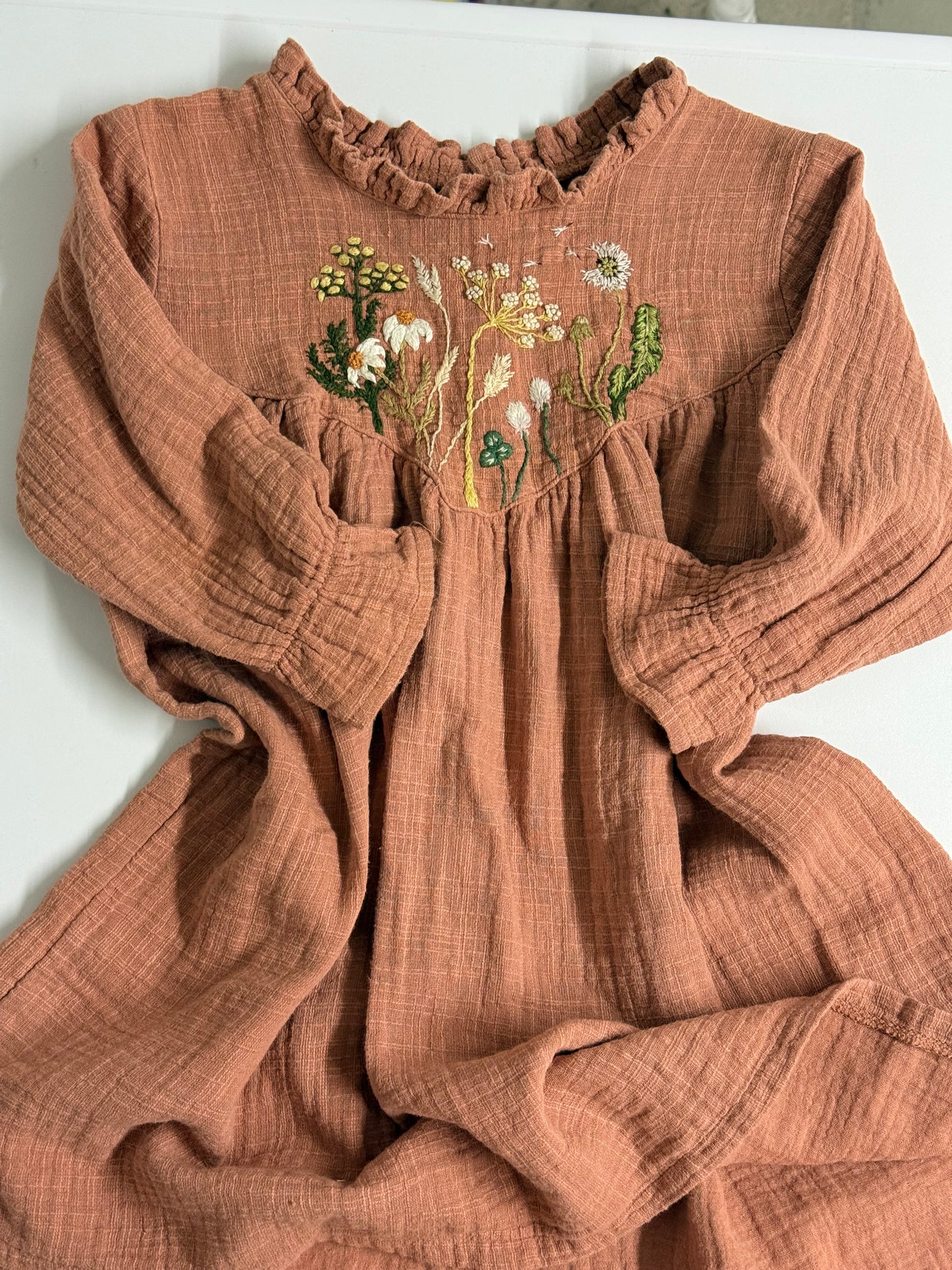 Meadow Hand-Embroidered Muslin Dress — Size 98
