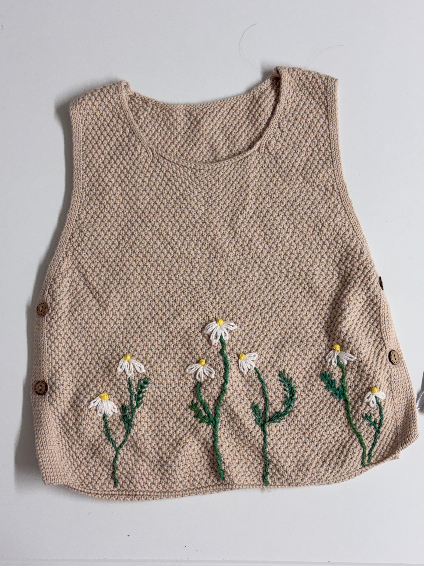 Hand-Embroidered Daisy Cotton Knit Vest – Beige – 2–3 Years | One-of-a-Kind Floral Kids Vest