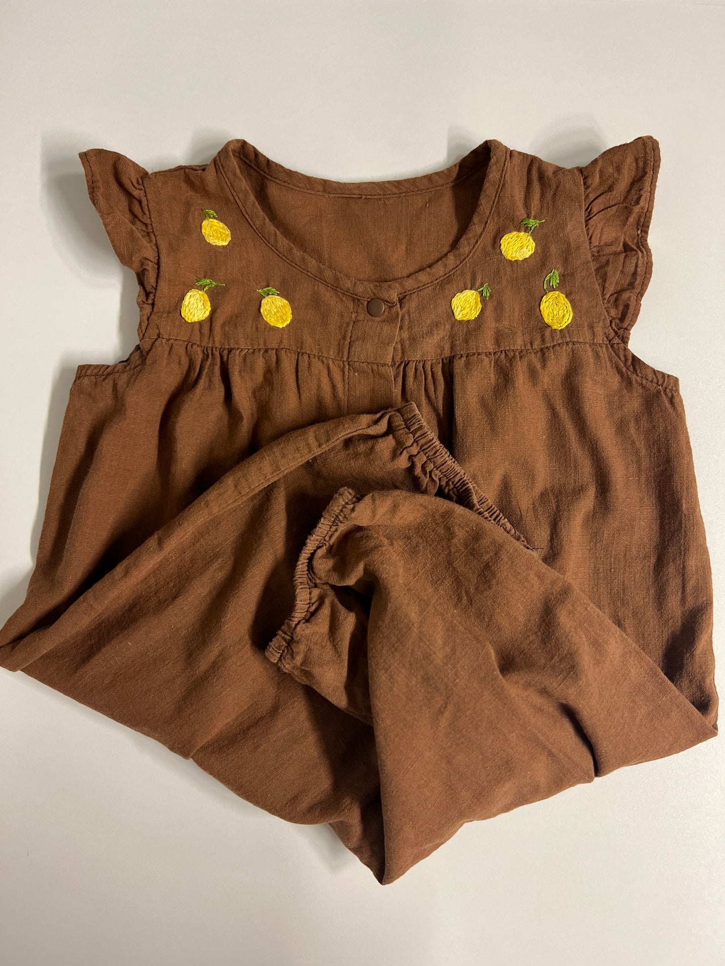 Hand-Embroidered Lemon Romper in Brown | Size 74/86 (9-12 months)