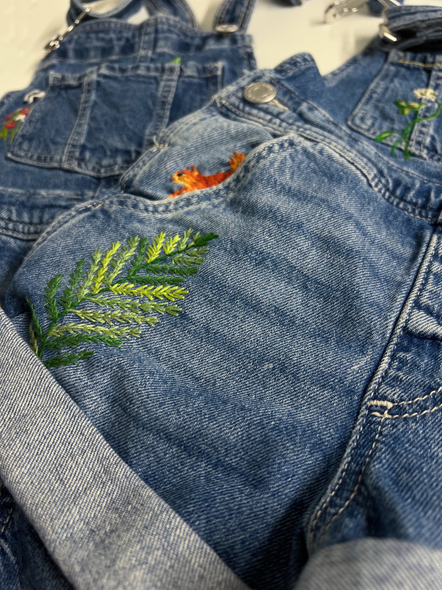 Squirrel in the Pocket | hand-embroidered denim dungarees | size 104 (3–4 years) | one of a kind