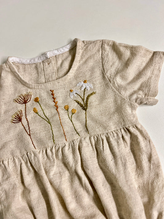 Hand-Embroidered Linen Baby Bodysuit – Natural Beige