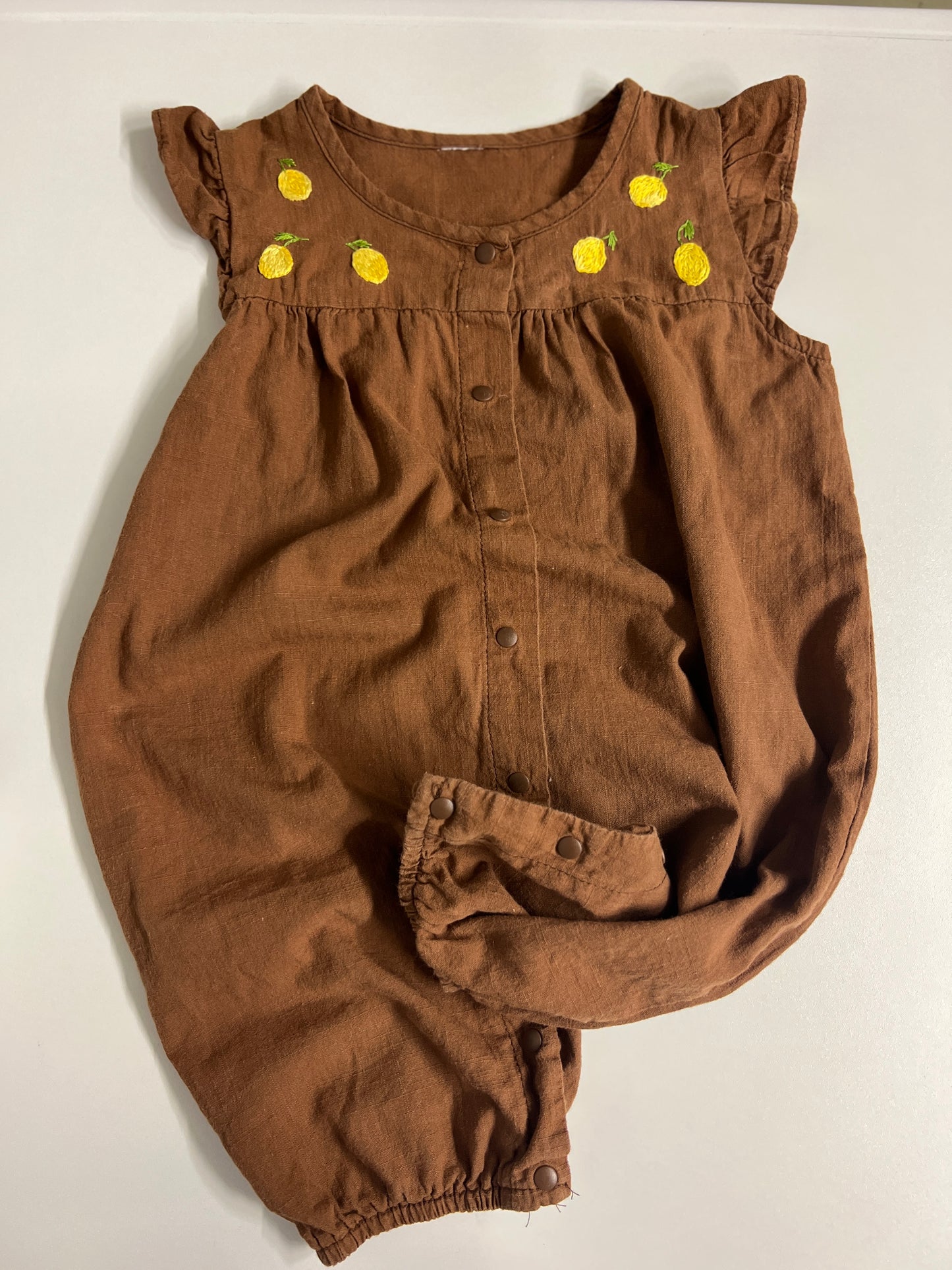 Hand-Embroidered Lemon Romper in Brown | Size 74/86 (9-12 months)
