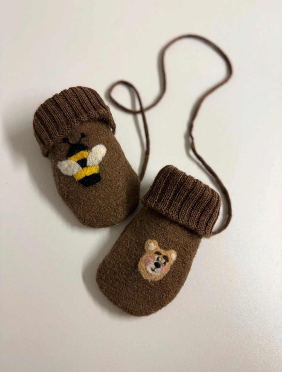 Hand-Embellished Wool Fleece Baby Mittens – Bee & Bear – Brown – 0–18 Months