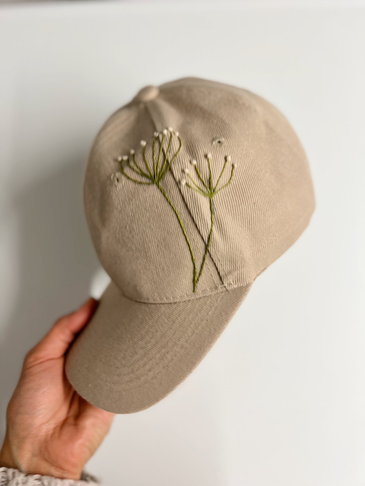 Soft Bloom | Minimal embroidered cap in beige