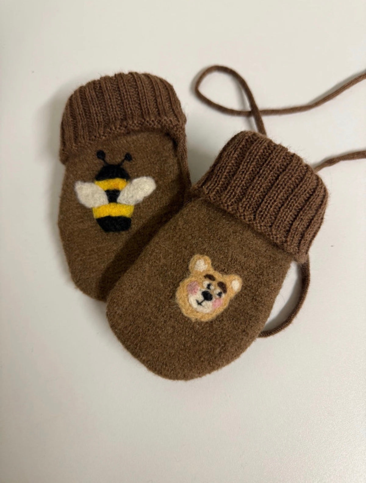 Hand-Embellished Wool Fleece Baby Mittens – Bee & Bear – Brown – 0–18 Months