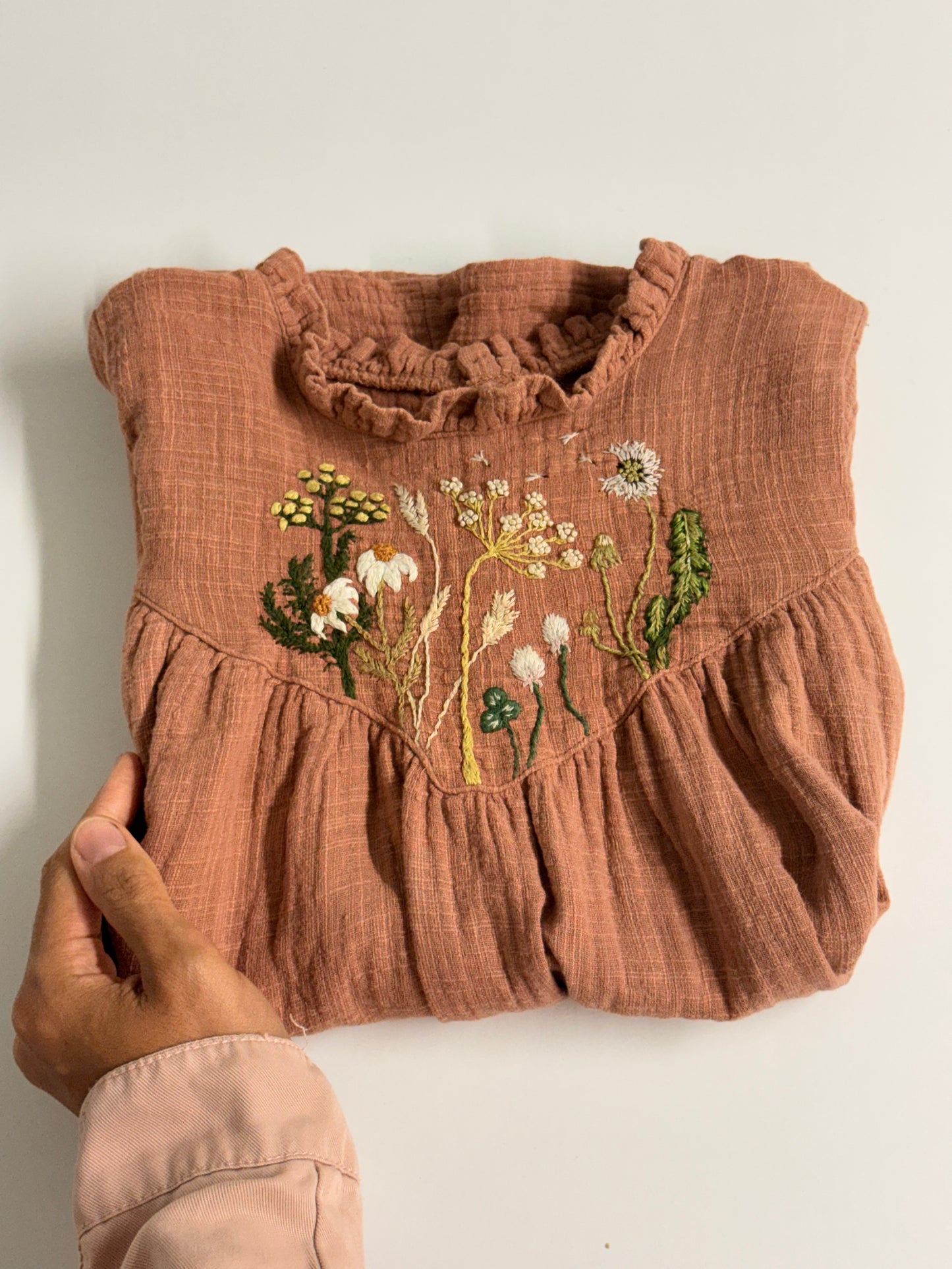 Meadow Hand-Embroidered Muslin Dress — Size 98