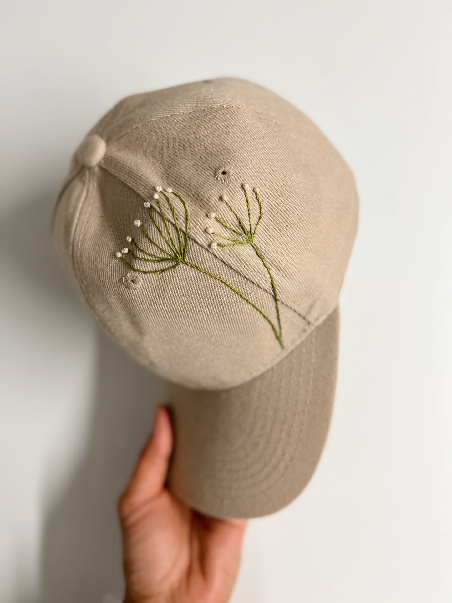 Soft Bloom | Minimal embroidered cap in beige