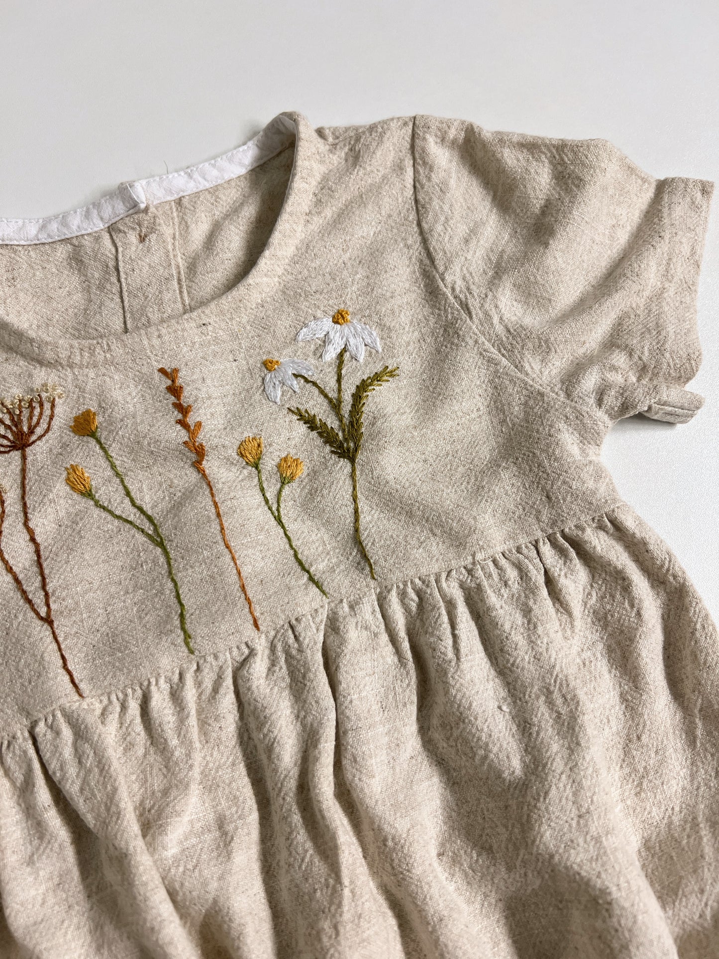Hand-Embroidered Linen Baby Bodysuit – Natural Beige