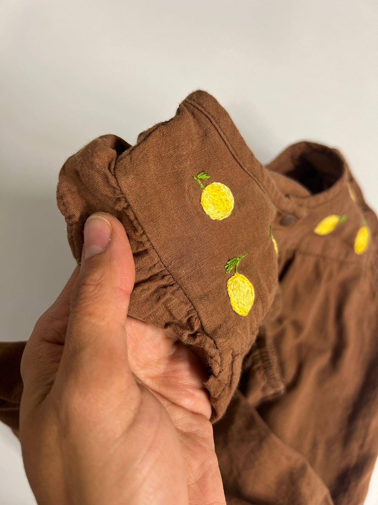 Hand-Embroidered Lemon Romper in Brown | Size 74/86 (9-12 months)