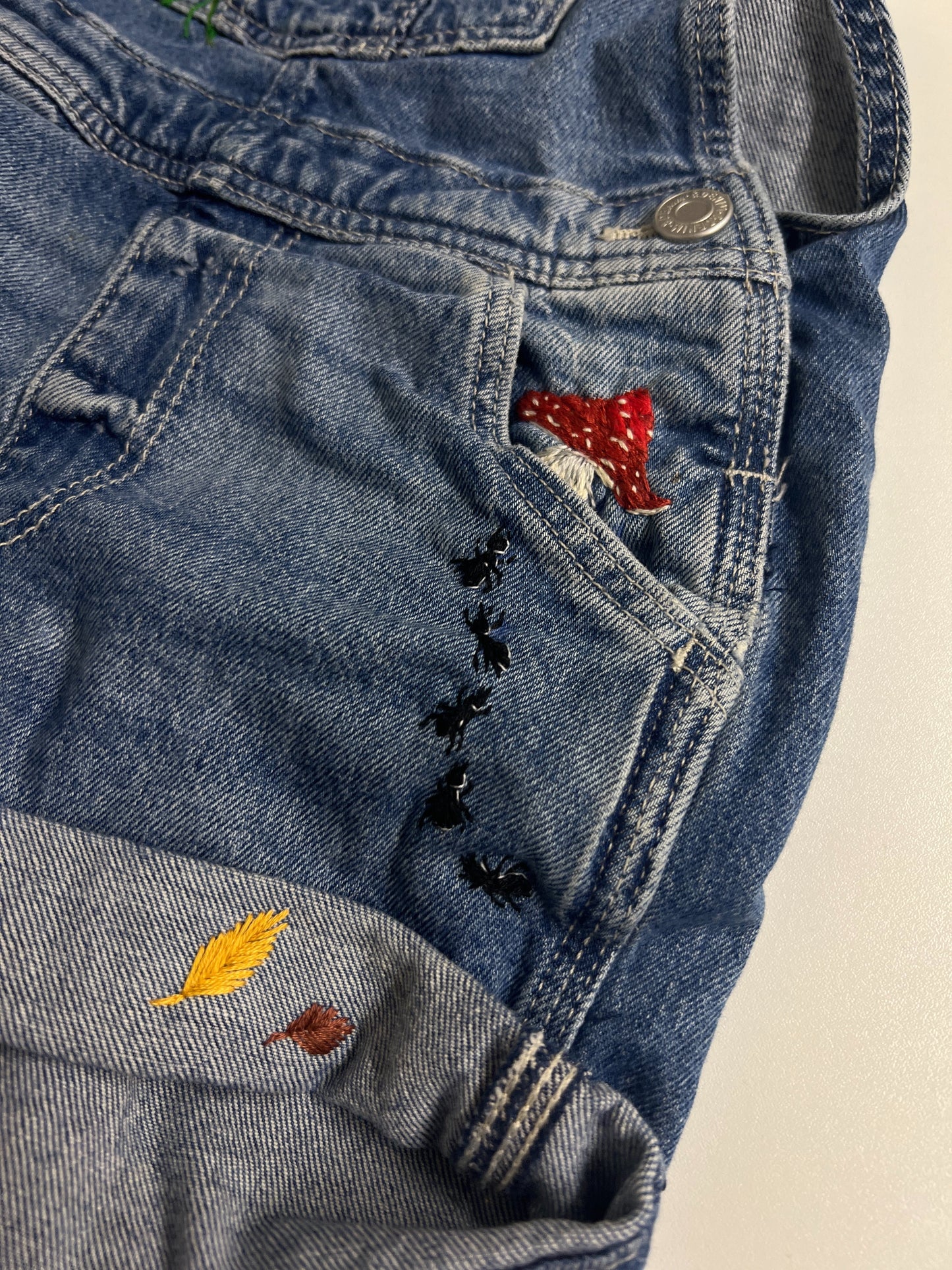 Squirrel in the Pocket | hand-embroidered denim dungarees | size 104 (3–4 years) | one of a kind