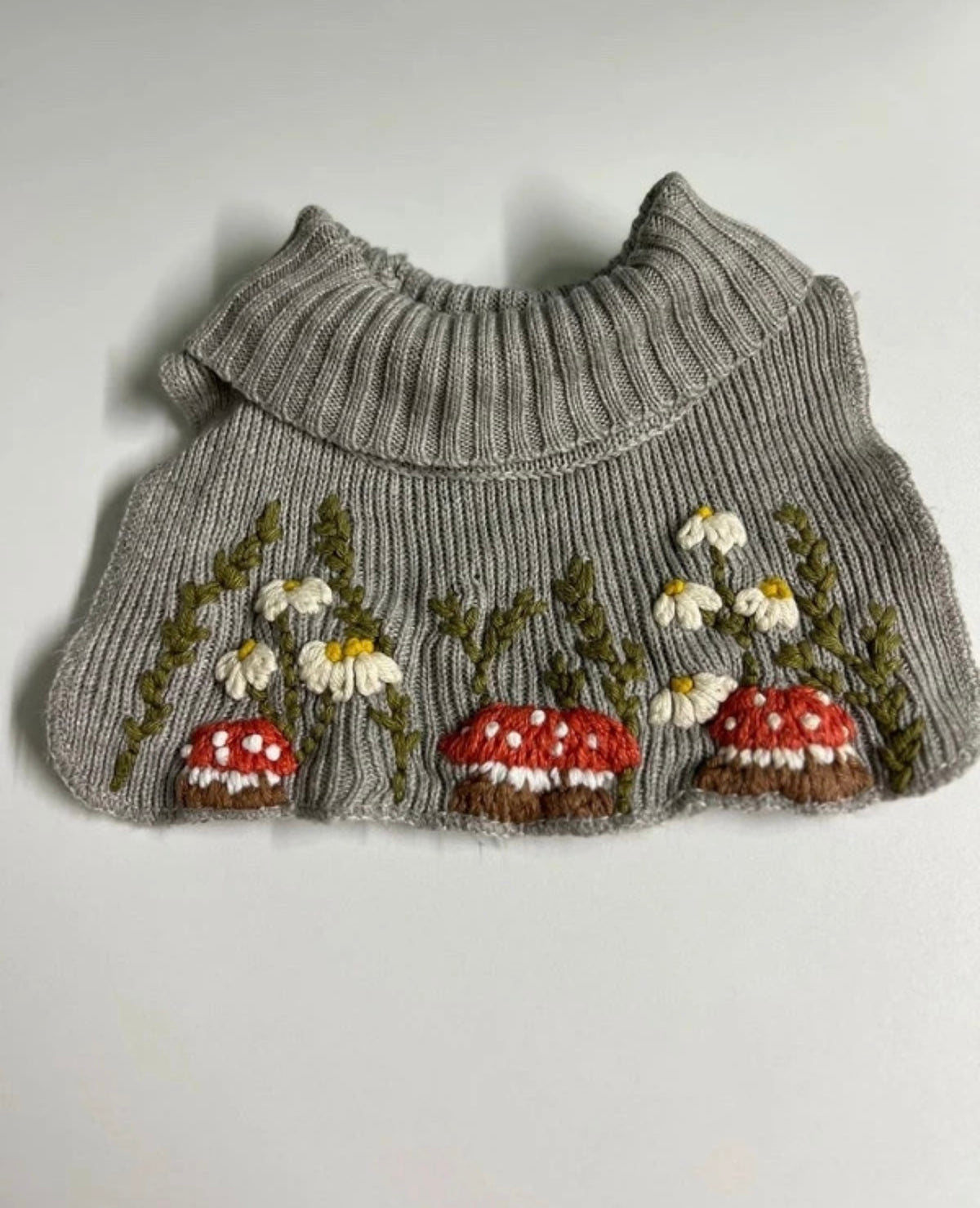 Mushroom Embroidered Kids Neck Warmer | Preloved Knit, One Size (5–6 years)